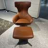 Leolux Caruzzo Plus fauteuil met Fine poef - Boven aanzicht