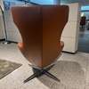 Leolux Caruzzo Plus fauteuil met Fine poef - Details