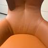 Leolux Caruzzo Plus fauteuil met Fine poef - Details