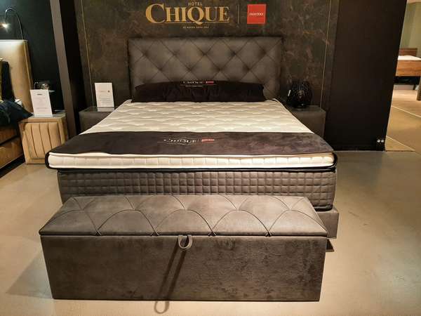 Norma Shadow boxspring - 180x210 met nachtkastje (set van 2) - Materiaal