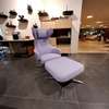 Vitra Grand Repos fauteuil met ottoman - Showroom