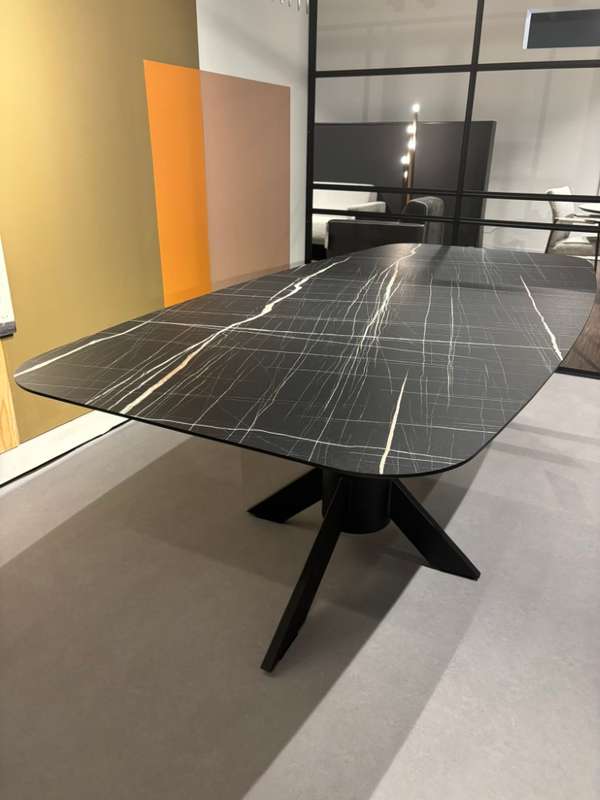 Topform Leone eettafel - 240x110 - Showroom