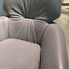 Leolux Lloyd fauteuil met poef - Materiaal