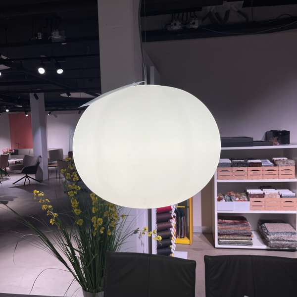 Flos Glo-ball S2 hanglamp - Showroom