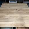 RT Design Orly eettafel - 140x140 - Zijaanzicht links