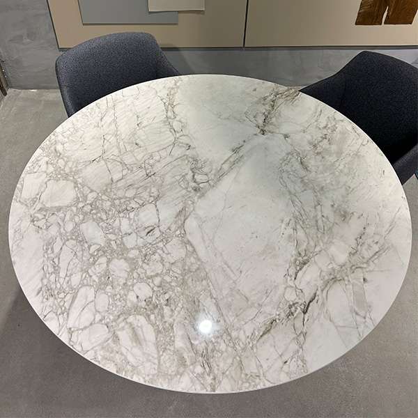 Willisau Linea eettafel - Ø130 - Showroom