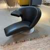 Leolux Parabolica fauteuil