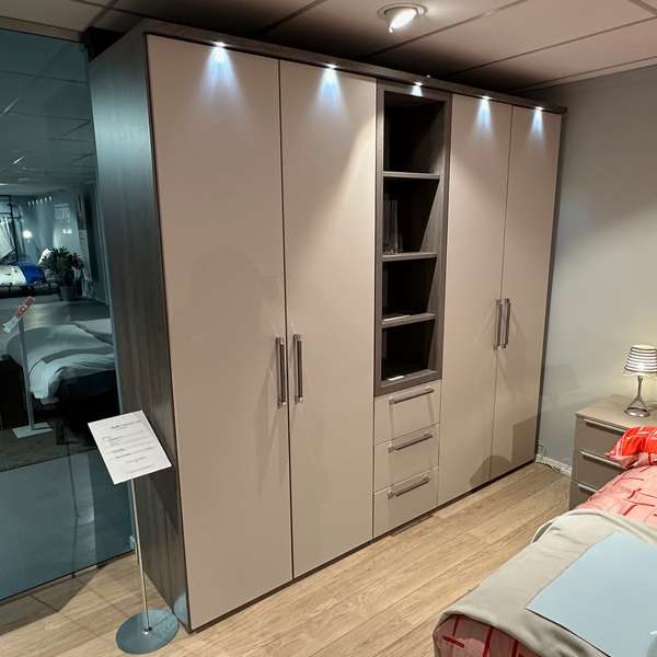 Nolte Horizont kledingkast - Showroom