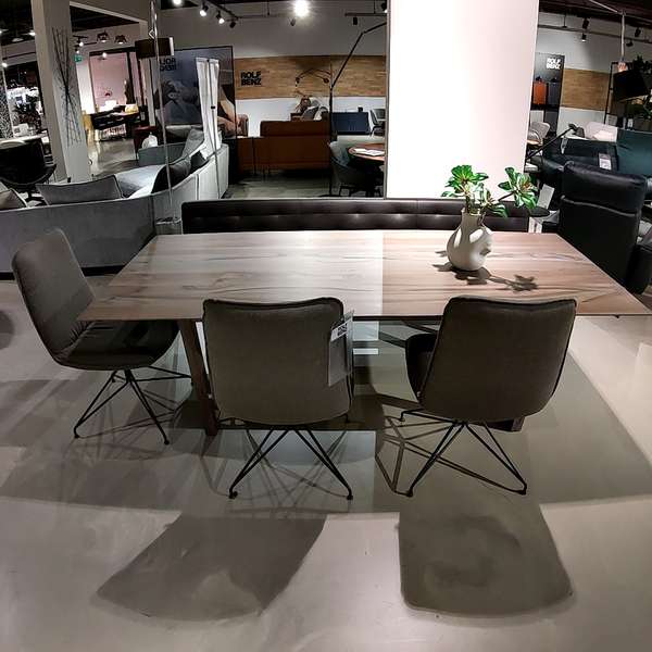 Rolf Benz Linear eettafel - 220x98 (set van 3 eetkamerstoelen en eetbank)  - Showroom