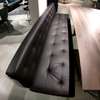 Rolf Benz Linear eettafel - 220x98 (set van 3 eetkamerstoelen en eetbank)  - Details