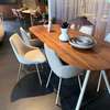 bert plantagie Parade eettafel - 240x100 met Maple eetkamerstoel (set van 6)  - Zijaanzicht links