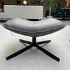 Cartel Living Smile fauteuil met hocker - Details