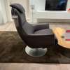 FSM FM-135/111 Stand-Up fauteuil met nekkussen - Vooraanzicht