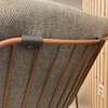 bert plantagie Draat fauteuil met poef - Details
