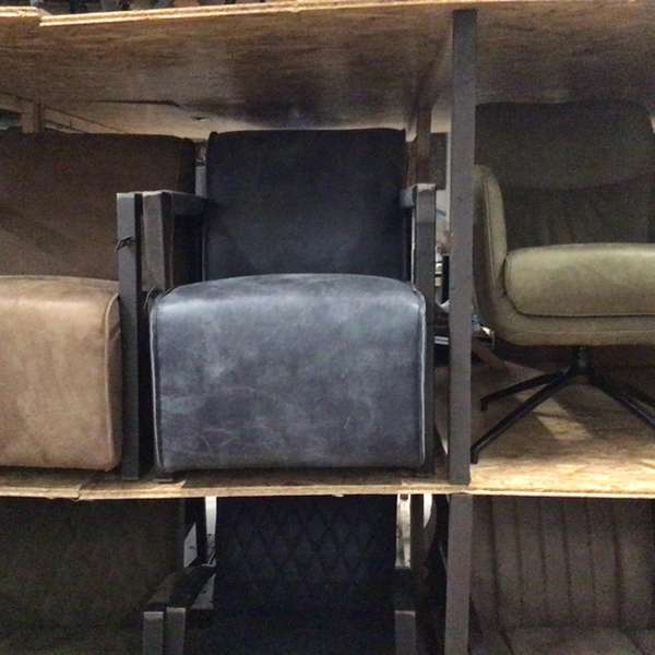 RT Design Hodor Straight fauteuil - Showroom