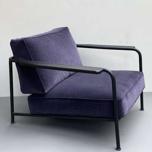 Wendelbo Aero fauteuil met poef - Showroom