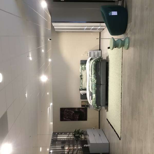 Nolte Concept Me kledingkast met commode en nachtkastjes  - Showroom
