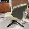 Montis Back me Up lounge fauteuil - Zijaanzicht rechts