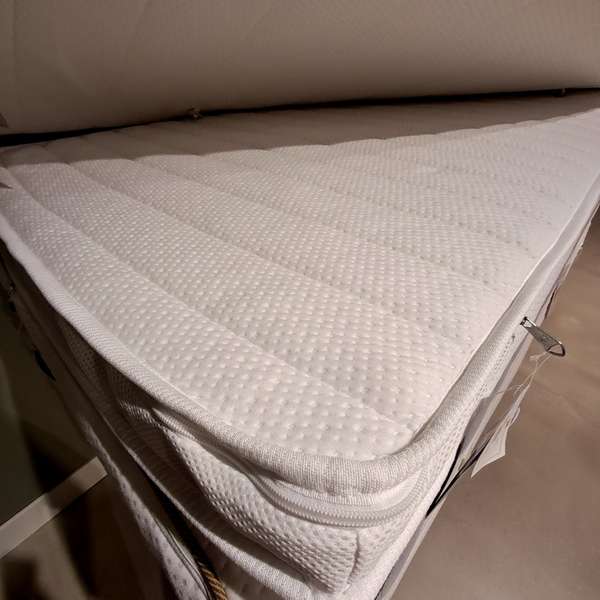 Swissflex Hybrid topper - 90x210 - Showroom