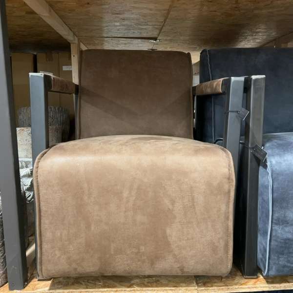 RT Design Hodor Horizontal fauteuil - Showroom