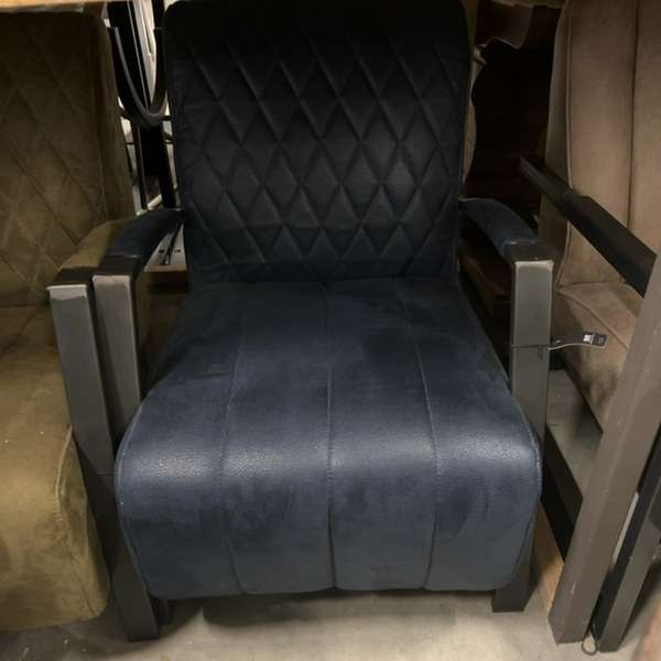 RT Design Edmund fauteuil - Showroom