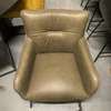 RT Design Leah fauteuil - Zijaanzicht links