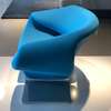 Artifort Ribbon Chair fauteuil - Zijaanzicht rechts