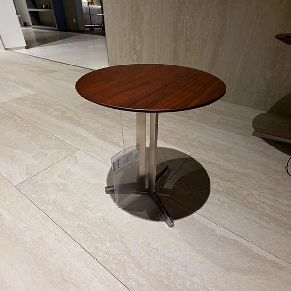 Flexform Fly bijzettafel - Showroom