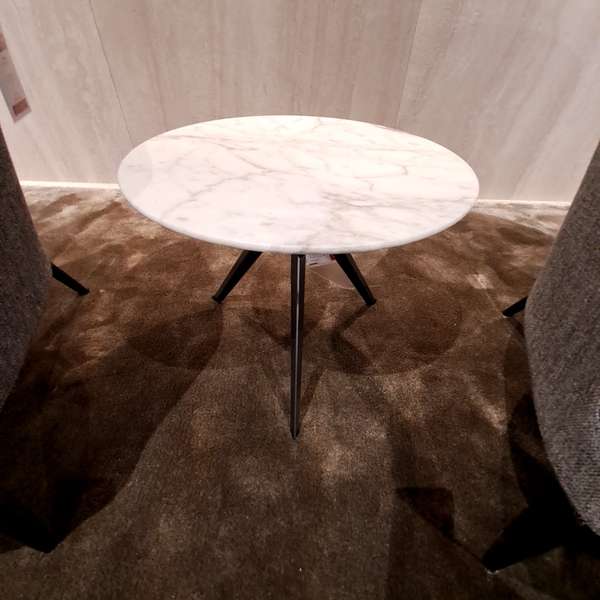 Flexform Zefiro bijzettafel - Showroom