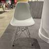 Vitra Eames DSR eetkamerstoel (set van 4) - Details
