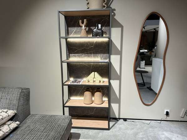 XOOON Helsinki boekenkast - Showroom