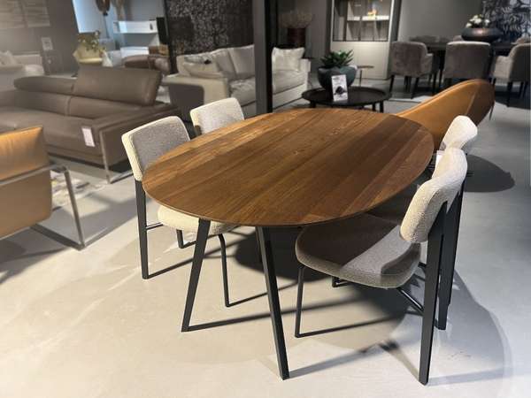 Qliv On Top eettafel - 165x120 - Materiaal