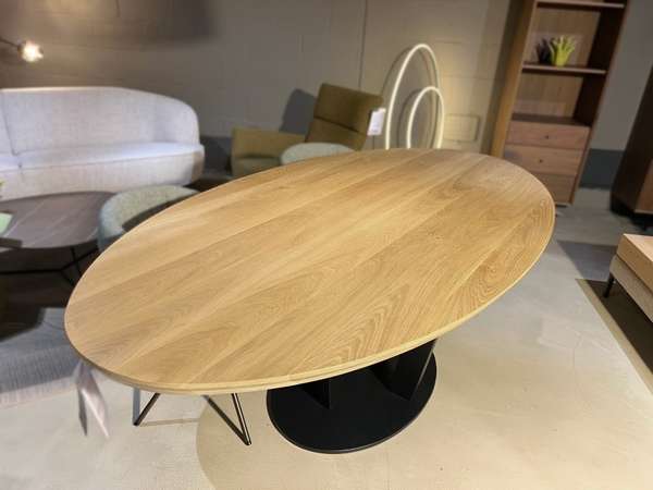 Dyyk Centro eettafel - 220x110 - Materiaal