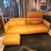 Jori Eden 3 zitsbank met poef - Showroom
