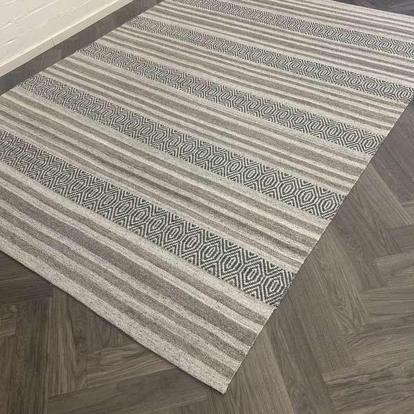 Brinker Carpets Rain vloerkleed - 200x290 - Materiaal