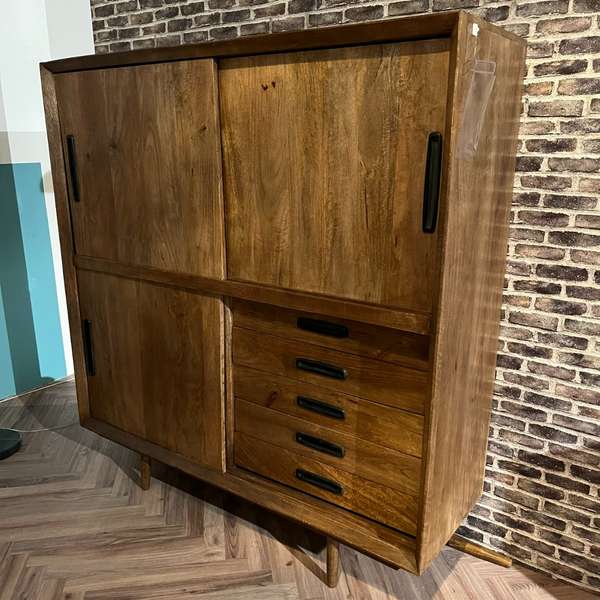 Feelings Windsor wandkast - Materiaal