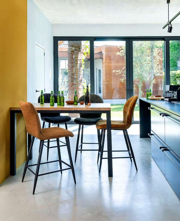 Feelings Arcade eettafel - 138x80 - Showroom