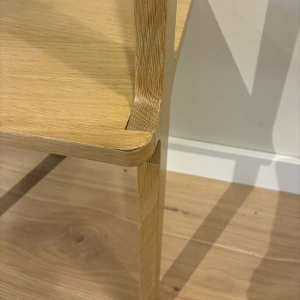 Swedese Libri boekenkast - Materiaal