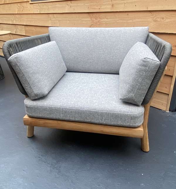 Traditional Teak Marcella fauteuil