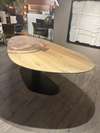 2M Living Organic eettafel - 240x120 - Zijaanzicht rechts