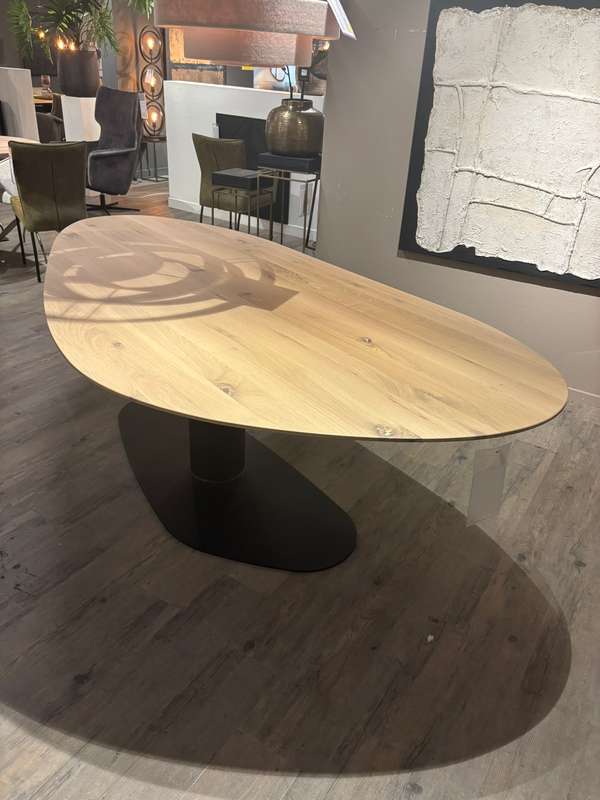 2M Living Organic eettafel - 240x120 - Zijaanzicht rechts