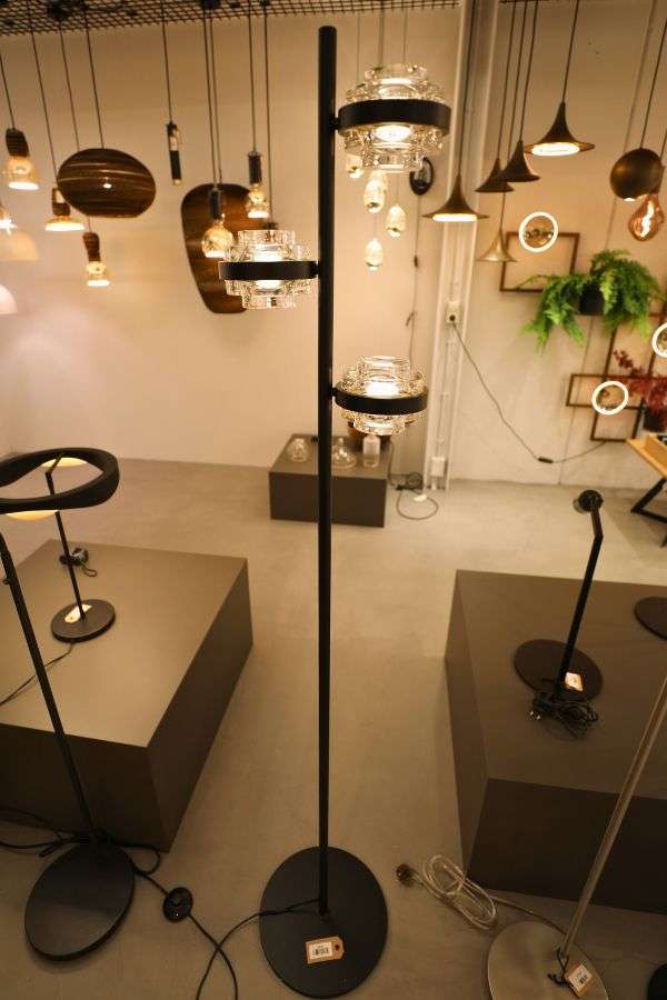 Highlight Dynasty staande lamp - Materiaal