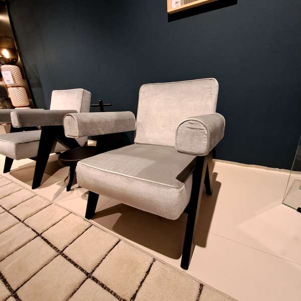 Cassina Capitol Complex fauteuil - Showroom