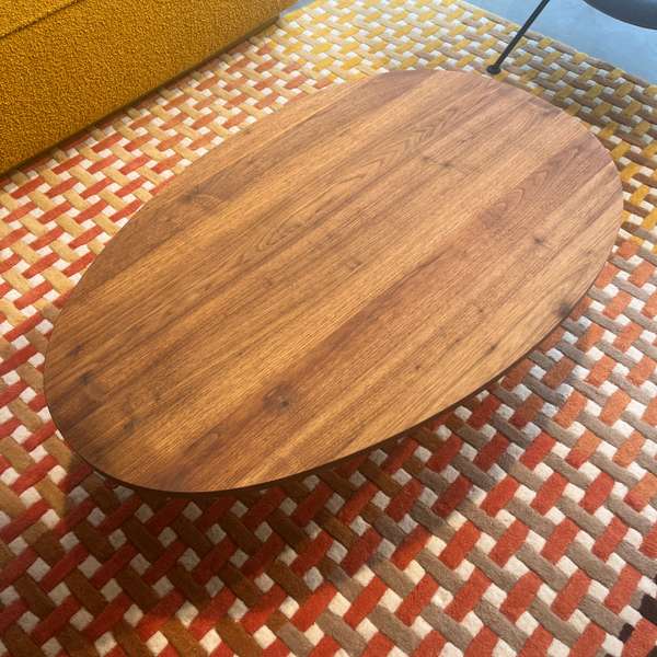 Leolux Tampa Ovo salontafel - Showroom