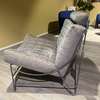 Leolux Volare fauteuil met poef - Details