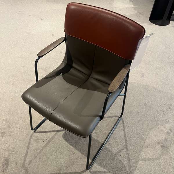 Leolux Ditte eetkamerstoel - Showroom