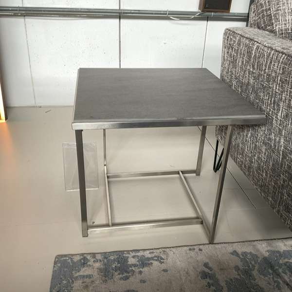 Select Design Theems bijzettafel - Showroom