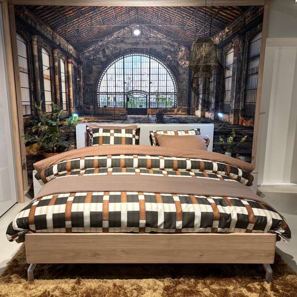 Nolte Concept ME500 bed - 180x200 met nachtkastjes - Showroom