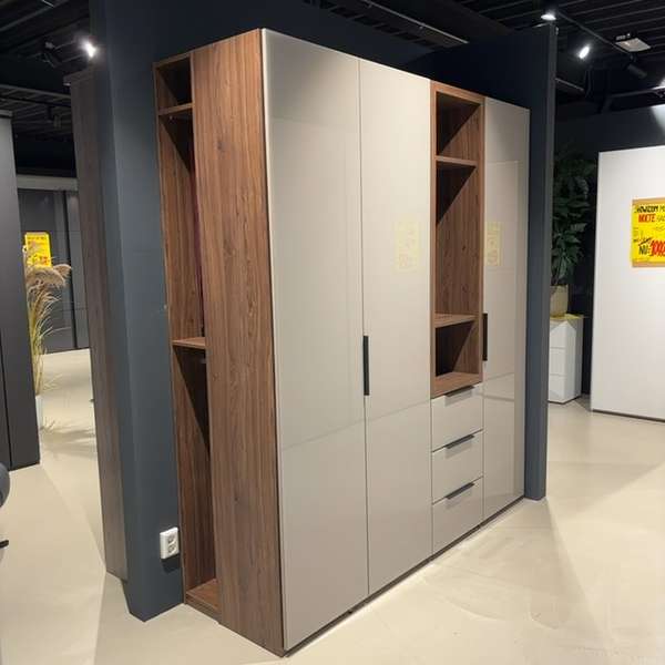 Nolte Horizont 100 kledingkast - Showroom