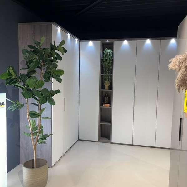 Nolte Horizont 100 Hoek kledingkast - Showroom